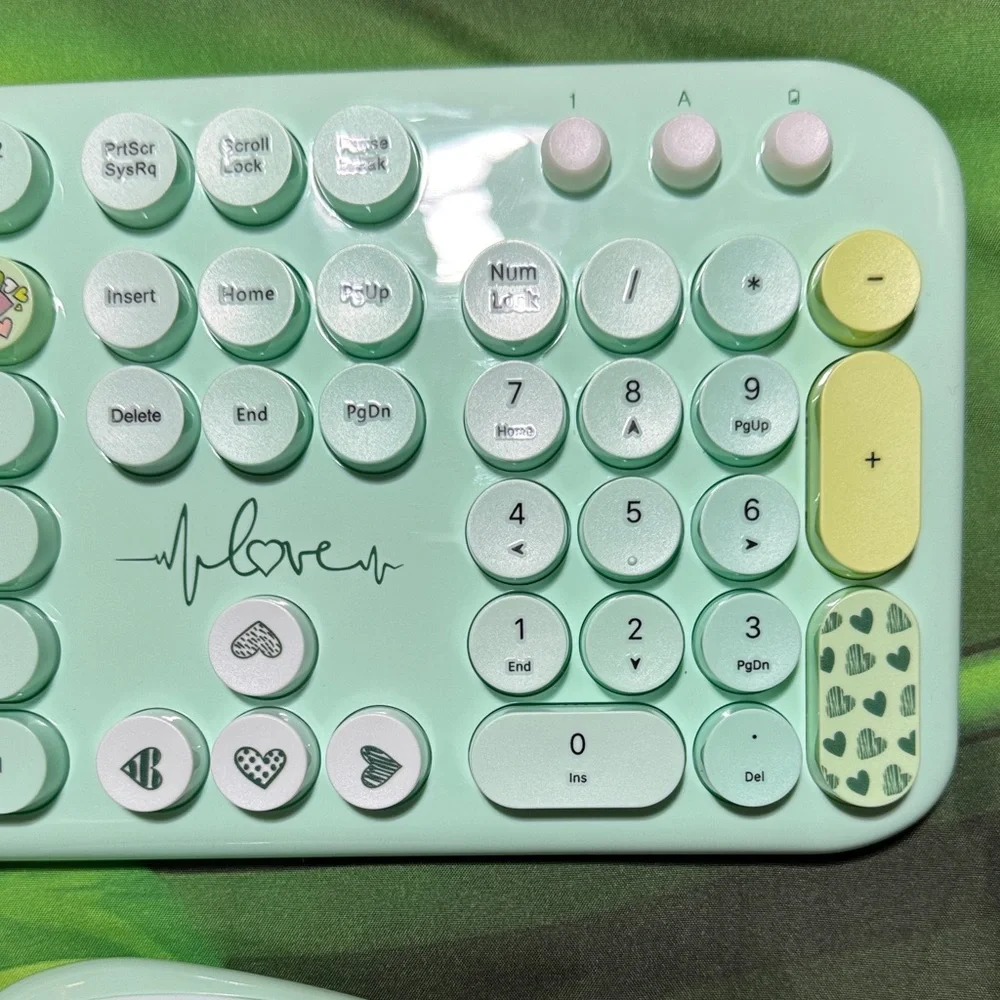 Mint Green Wireless Keyboard and Mouse Set (NWT)